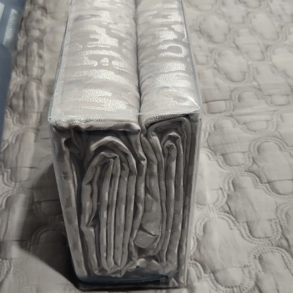 Hudson Park Collection taupe zip